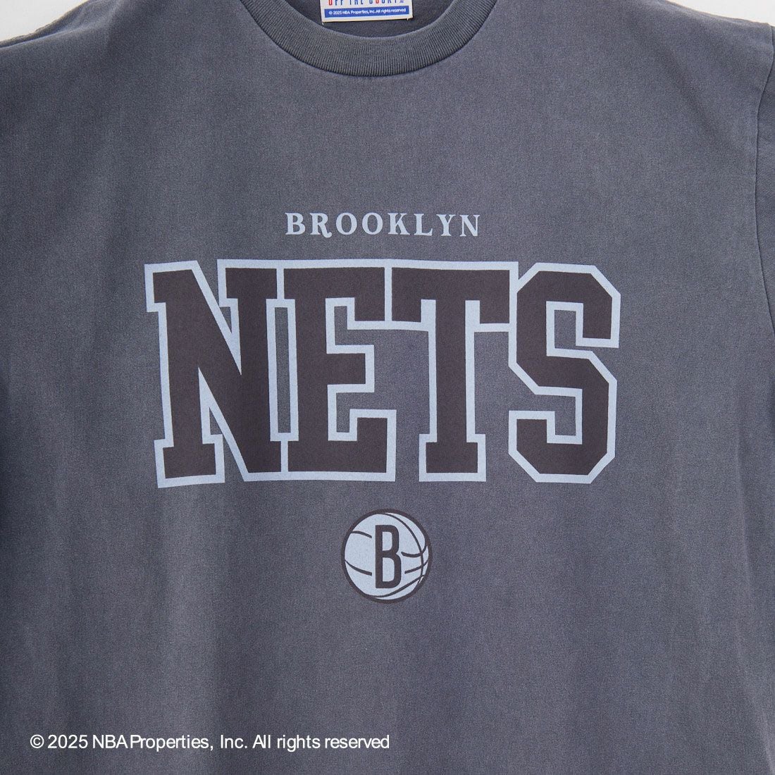 OFF THE COURT BY NBA [オフ ザ コート バイ エヌビーエー] 別注 プリントTシャツ [F-25SS-001-JF] NETS BLK