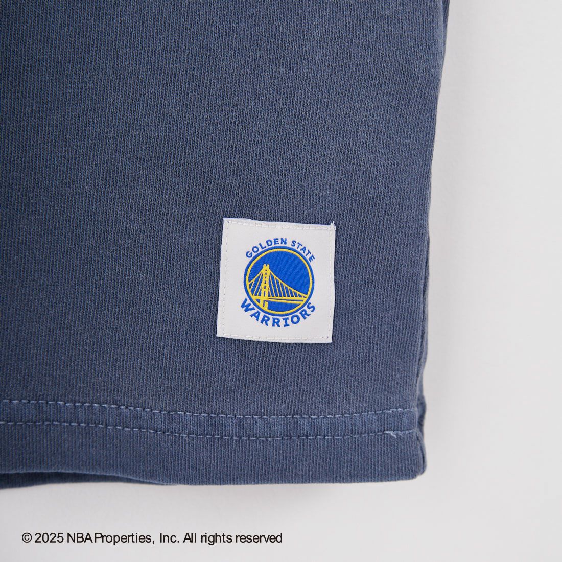 OFF THE COURT BY NBA [オフ ザ コート バイ エヌビーエー] 別注 プリントTシャツ [F-25SS-001-JF] WARRIORS N