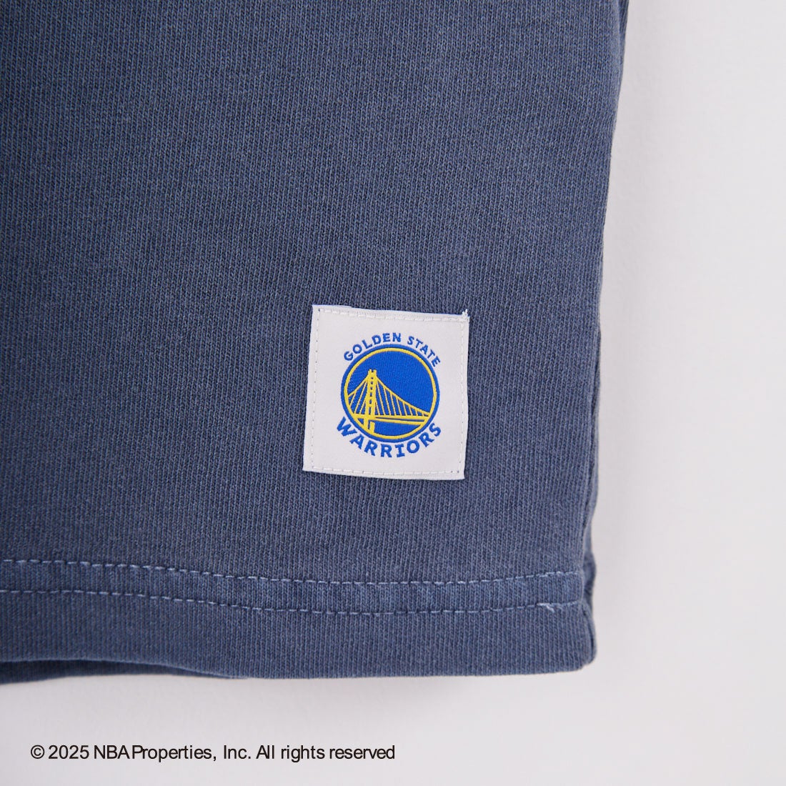 OFF THE COURT BY NBA [オフ ザ コート バイ エヌビーエー] 別注 プリントTシャツ [F-25SS-001-JF] WARRIORS N
