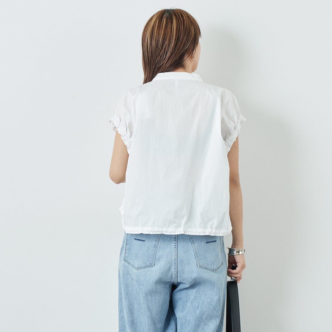 DIGNITE COLLIER [ディニテコリエ] ショートスナップブラウス [80255250] 031 ｵﾌﾎﾜｲﾄ &&モデル身長：167cm 着用サイズ：F&&