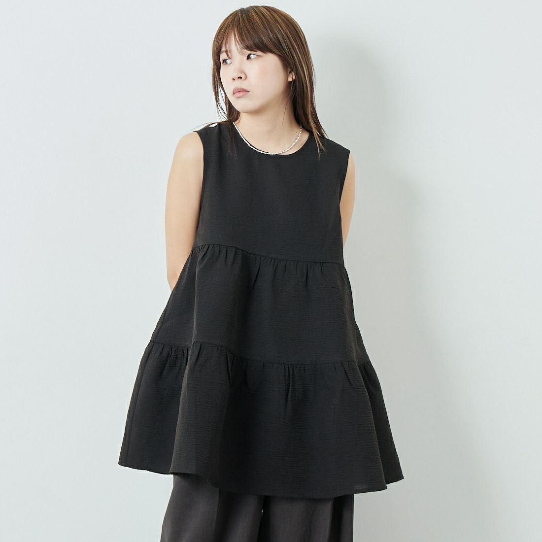 19 BLACK&&モデル身長：167cm 着用サイズ：F&&