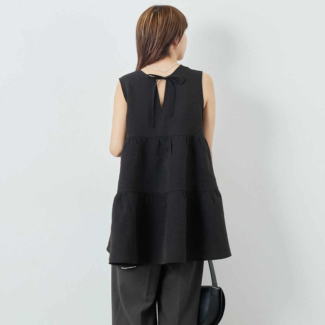 TORRAZZO DONNA [トラッゾドンナ] 2WAYティアードチュニック [6251-327] 19 BLACK &&モデル身長：167cm 着用サイズ：F&&