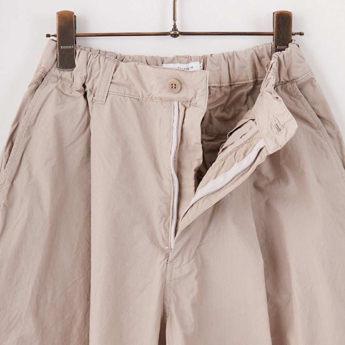 STILL BY HAND [スティルバイハンド] コットンワイドパンツ [PT01252WM] TAUPE