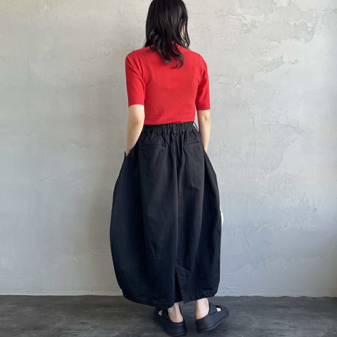 HARVESTY [ハーベスティ] チノサーカススカート [A22503] 19 BLACK &&モデル身長：160cm 着用サイズ：1&&