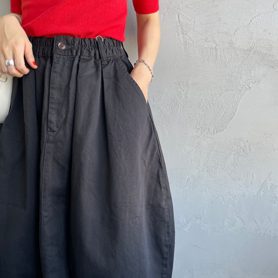 HARVESTY [ハーベスティ] チノサーカススカート [A22503] 19 BLACK &&モデル身長：160cm 着用サイズ：1&&