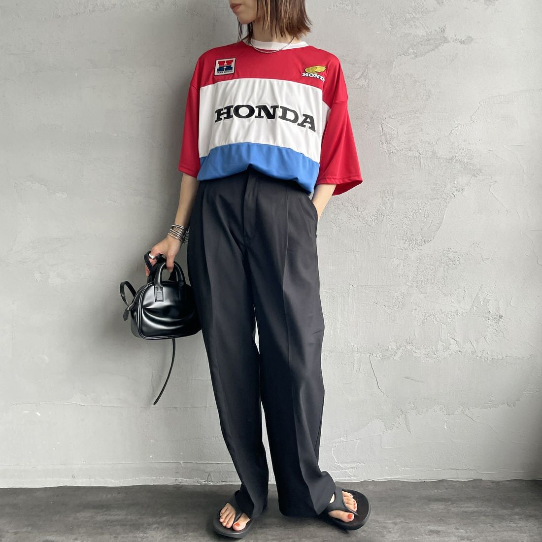HONDA × JEANSFACTORY [ホンダ × ジーンズファクトリー] レーシングTシャツ [JFC-252-052] HONDA &&モデル身長：158cm 着用サイズ：S&&