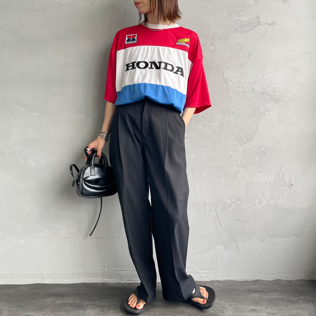 HONDA × JEANSFACTORY [ホンダ × ジーンズファクトリー] レーシングTシャツ [JFC-252-052] HONDA &&モデル身長：158cm 着用サイズ：S&&