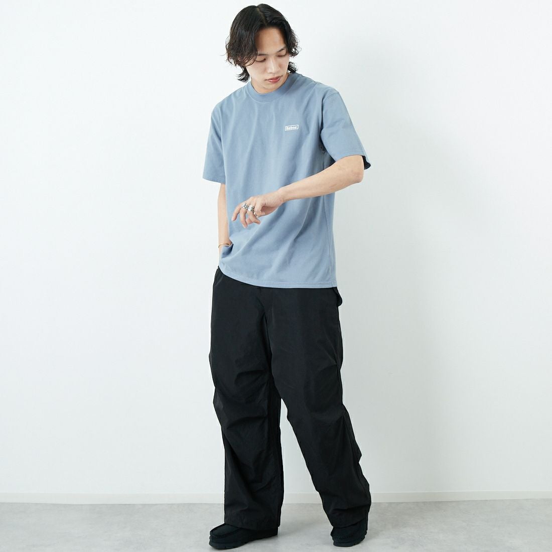 Barbour [バブアー] ウォルトンエンブロイダード オーバーサイズTシャツ [MTS1405] WASHED BLU &&モデル身長：179cm 着用サイズ：40&&