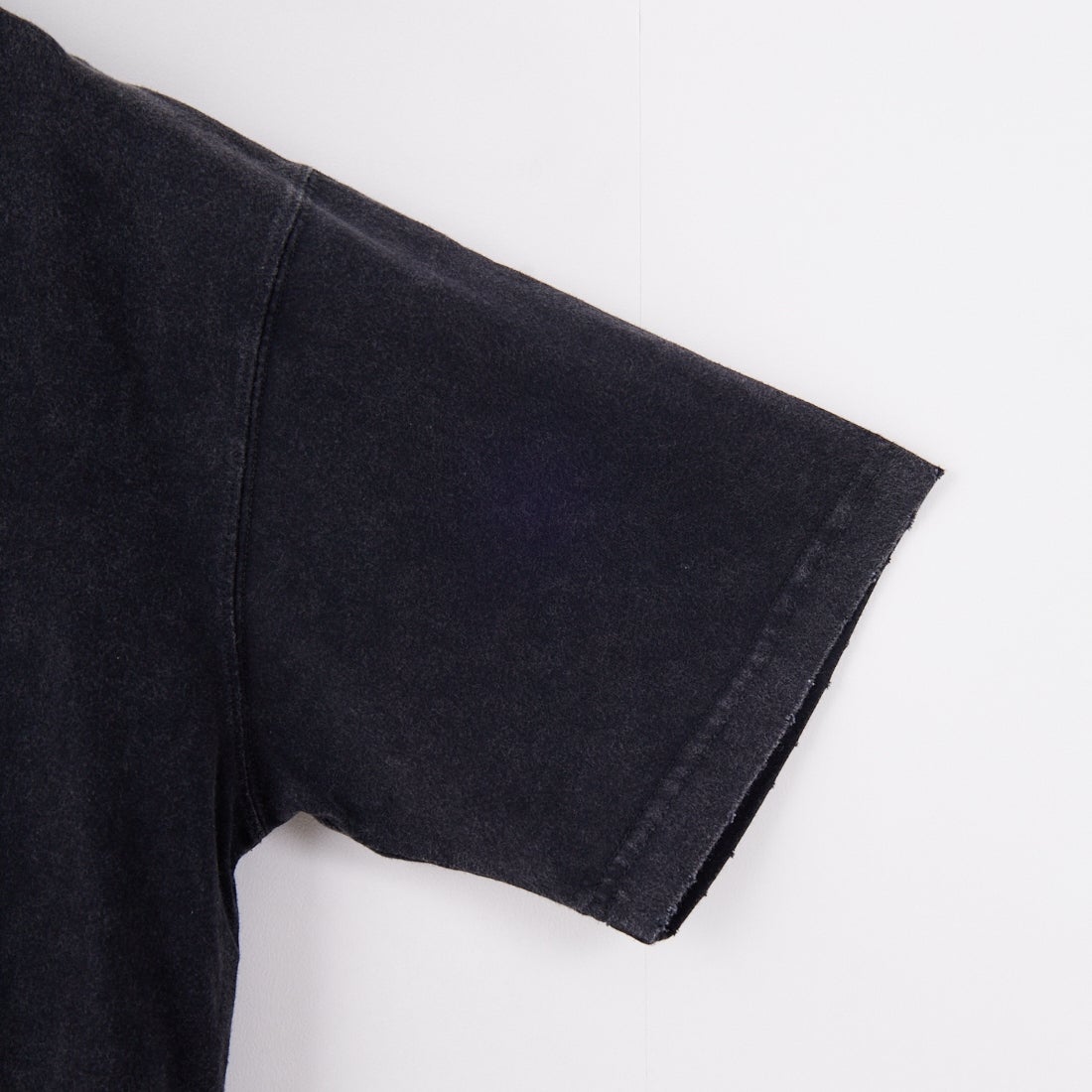 SLICK [スリック] ピグメントダイダメージTシャツ [5230116] 700 BLACK