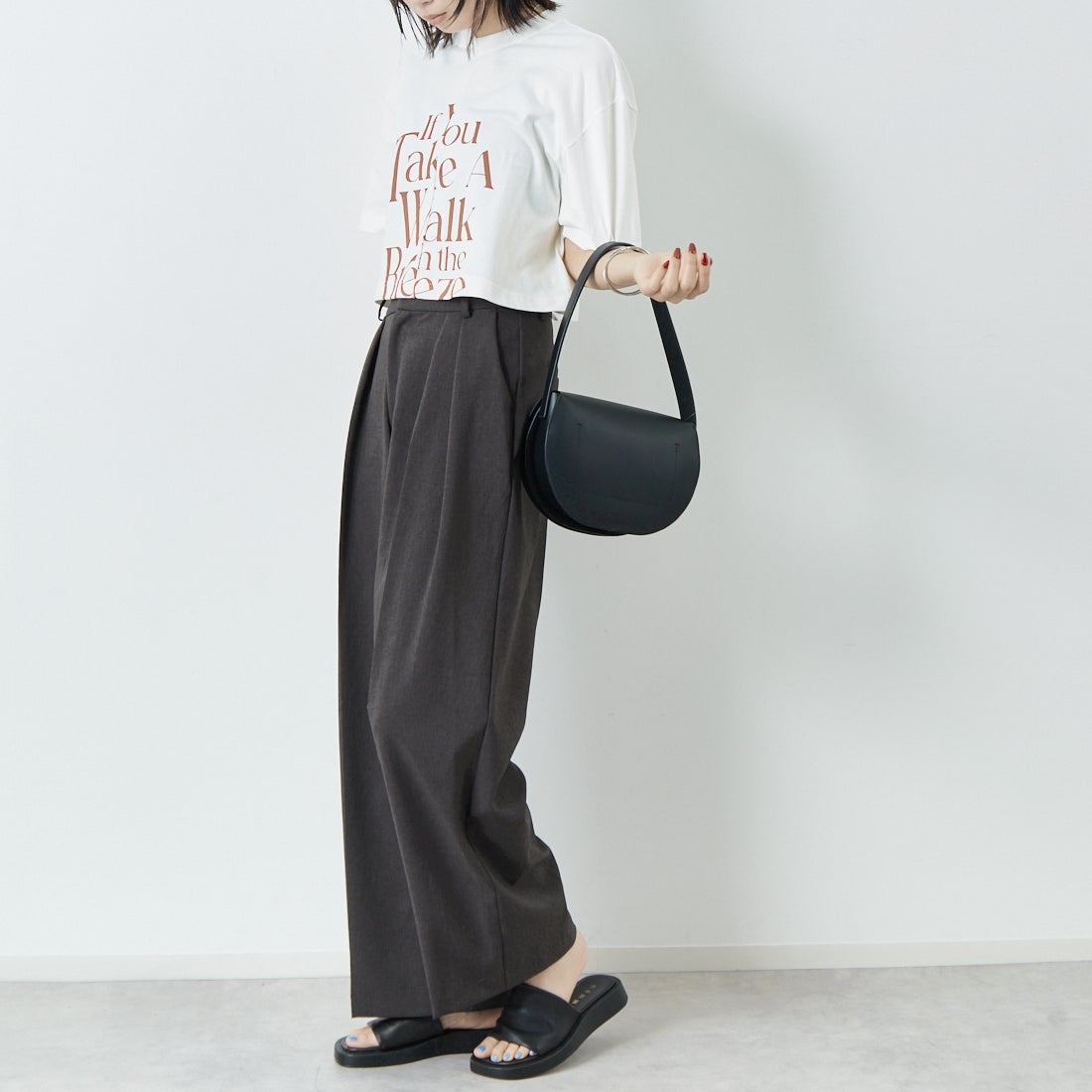 SCREEN STARS [スクリーンスターズ] 別注 リメイクプリントTシャツ [2522-RMPTIN-JF] OFF WHITE &&モデル身長：167cm 着用サイズ：F&&