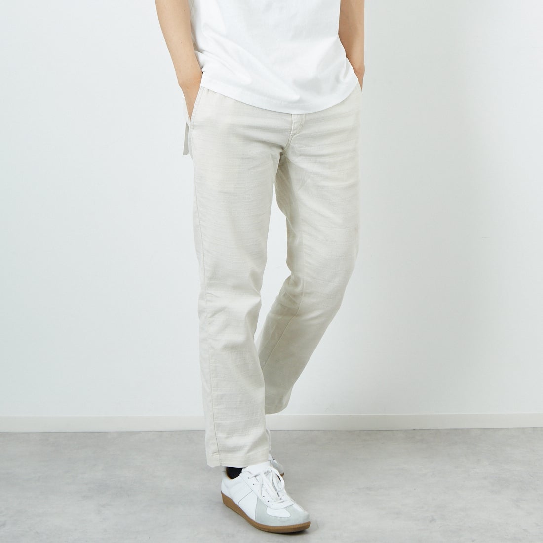 Betty Smith [ベティスミス] バニランストレッチイージートラウザー [BAM-521] 68 IVORY &&モデル身長：179cm 着用サイズ：L&&