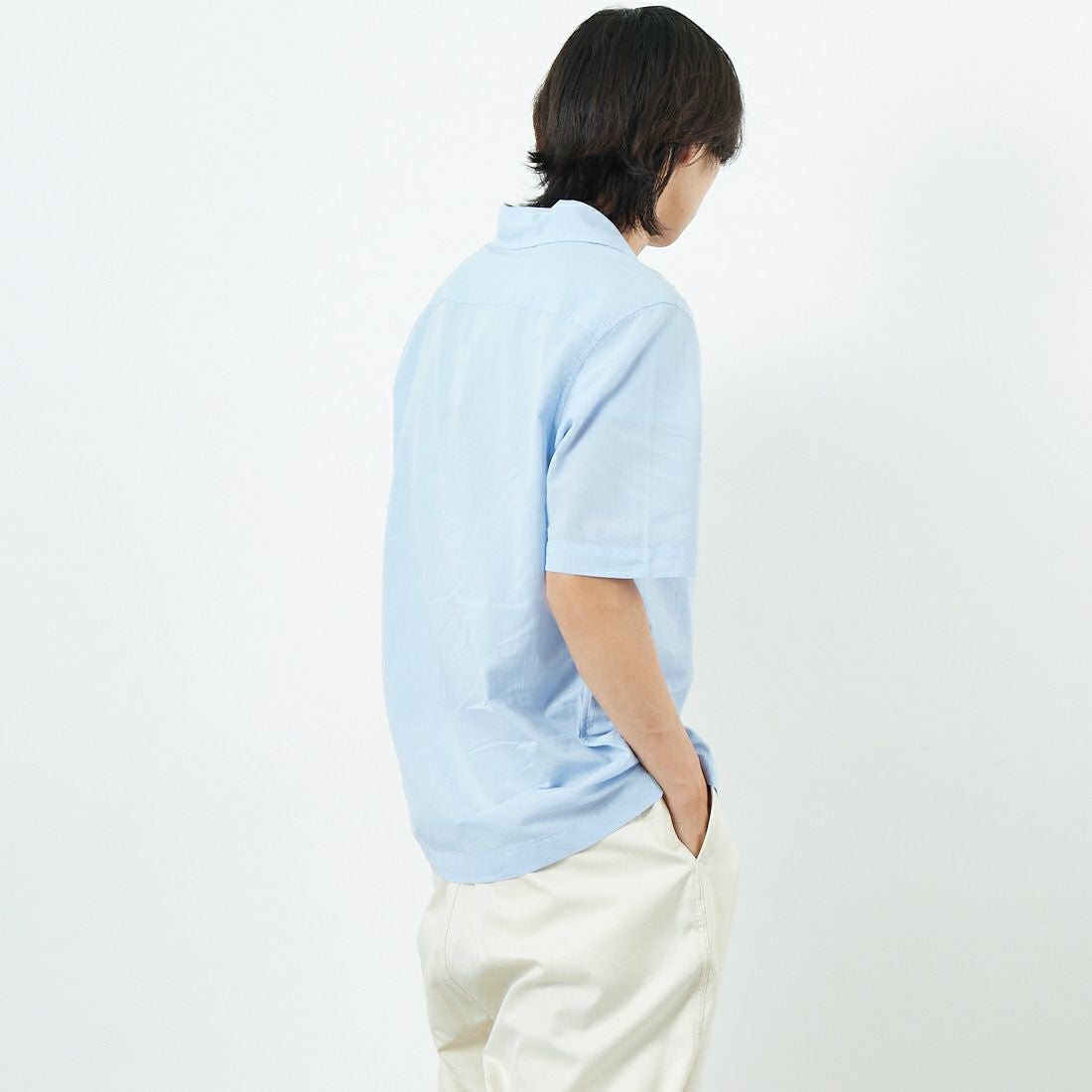 FRED PERRY [フレッドペリー] クレープコットン ショートスリーブオープンカラーシャツ [M7762] 353 L.SMOK &&モデル身長：179cm 着用サイズ：M&&