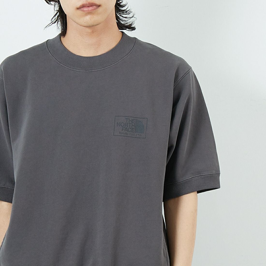 THE NORTH FACE PURPLE LABEL [ザ ノースフェイス パープルレーベル] 11オンスフィールドショートスリーブスウェット [N25SH042] AH AHGRAY &&モデル身長：179cm 着用サイズ：M&&