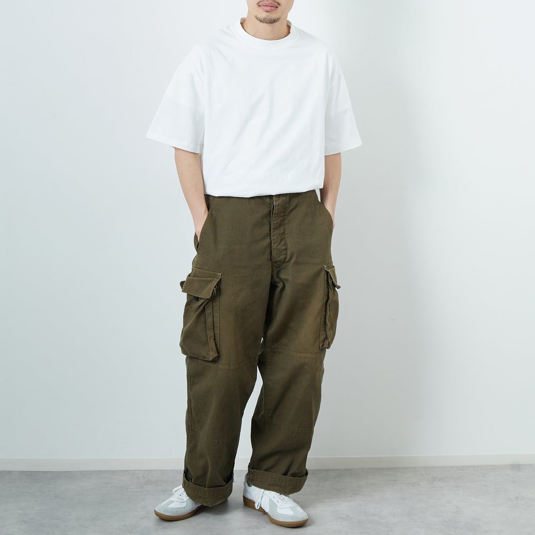 FRUIT OF THE LOOM [フルーツ オブ ザ ルーム] × 中津川吾郎(MIN-NANO) 別注2パックTシャツ [81256900-JF] WHT/WHT &&モデル身長：168cm 着用サイズ：L&&