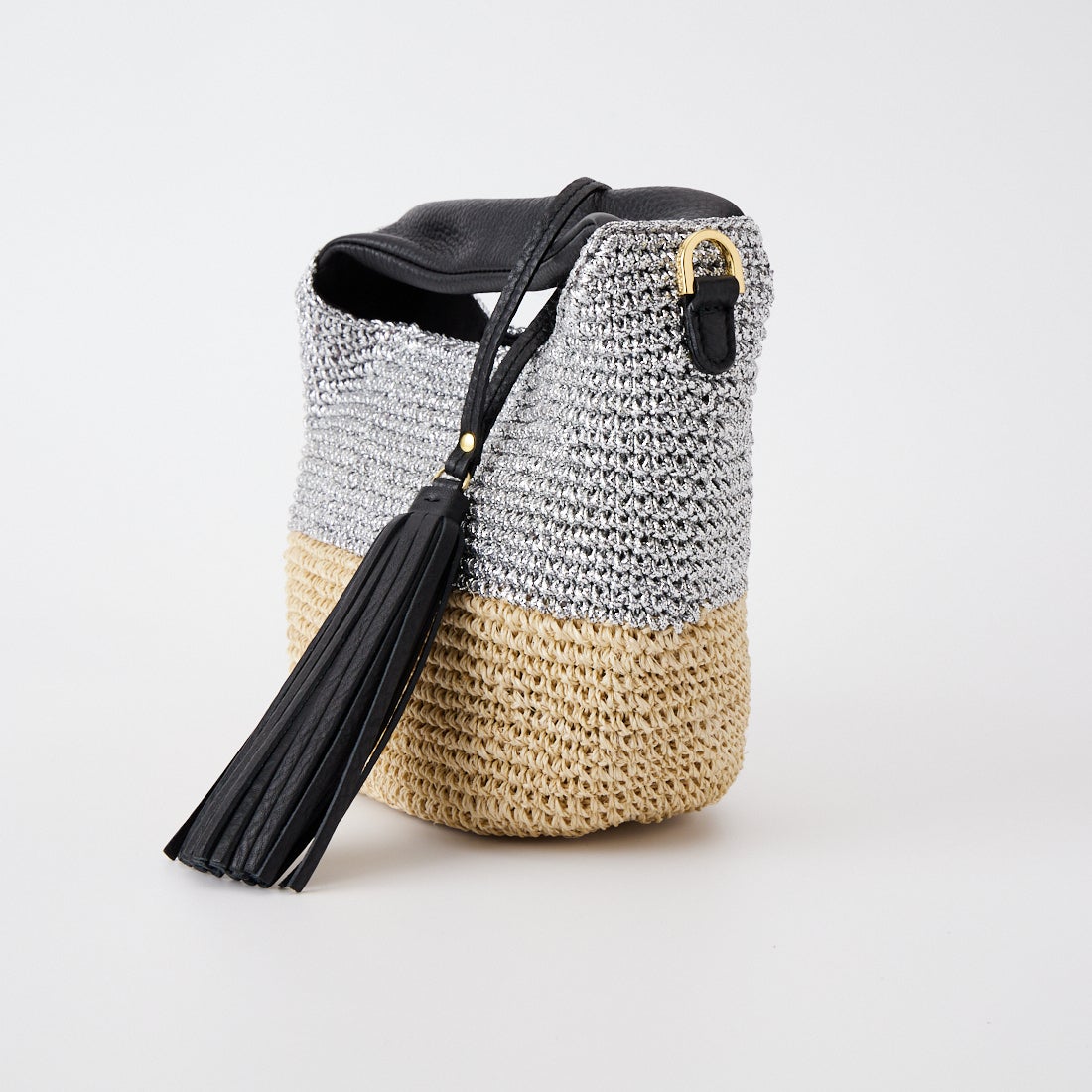 VIOLAd'ORO [ヴィオラドーロ] MIRO メタリックカラーカゴバッグ [V-8897] SILVER/NAT