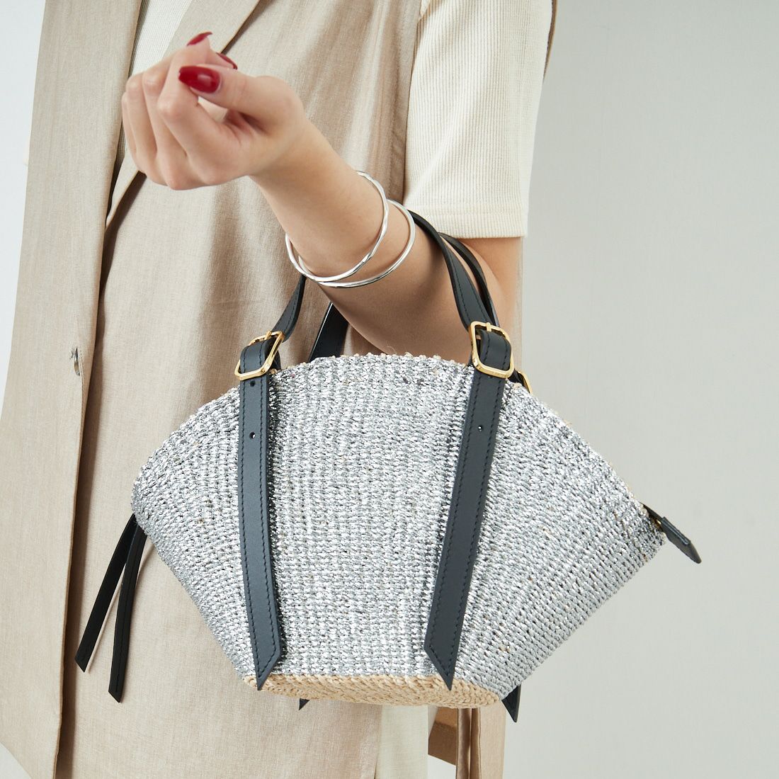 VIOLAd'ORO [ヴィオラドーロ] SANDRO ラフィア カゴバッグ [V-8087