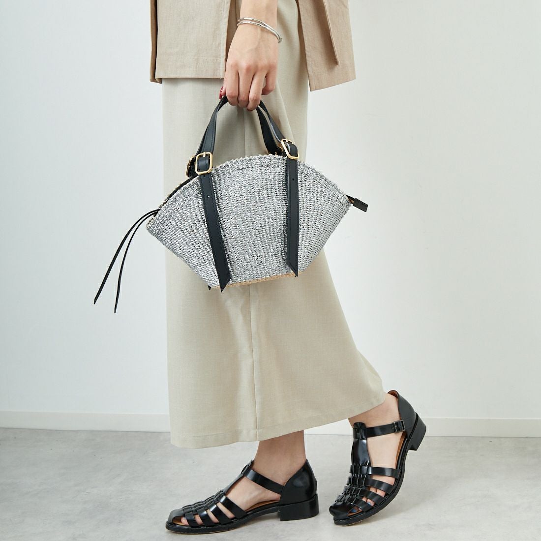 VIOLAd'ORO [ヴィオラドーロ] MIRO メタリックカラーカゴバッグ [V-8896] SILVER