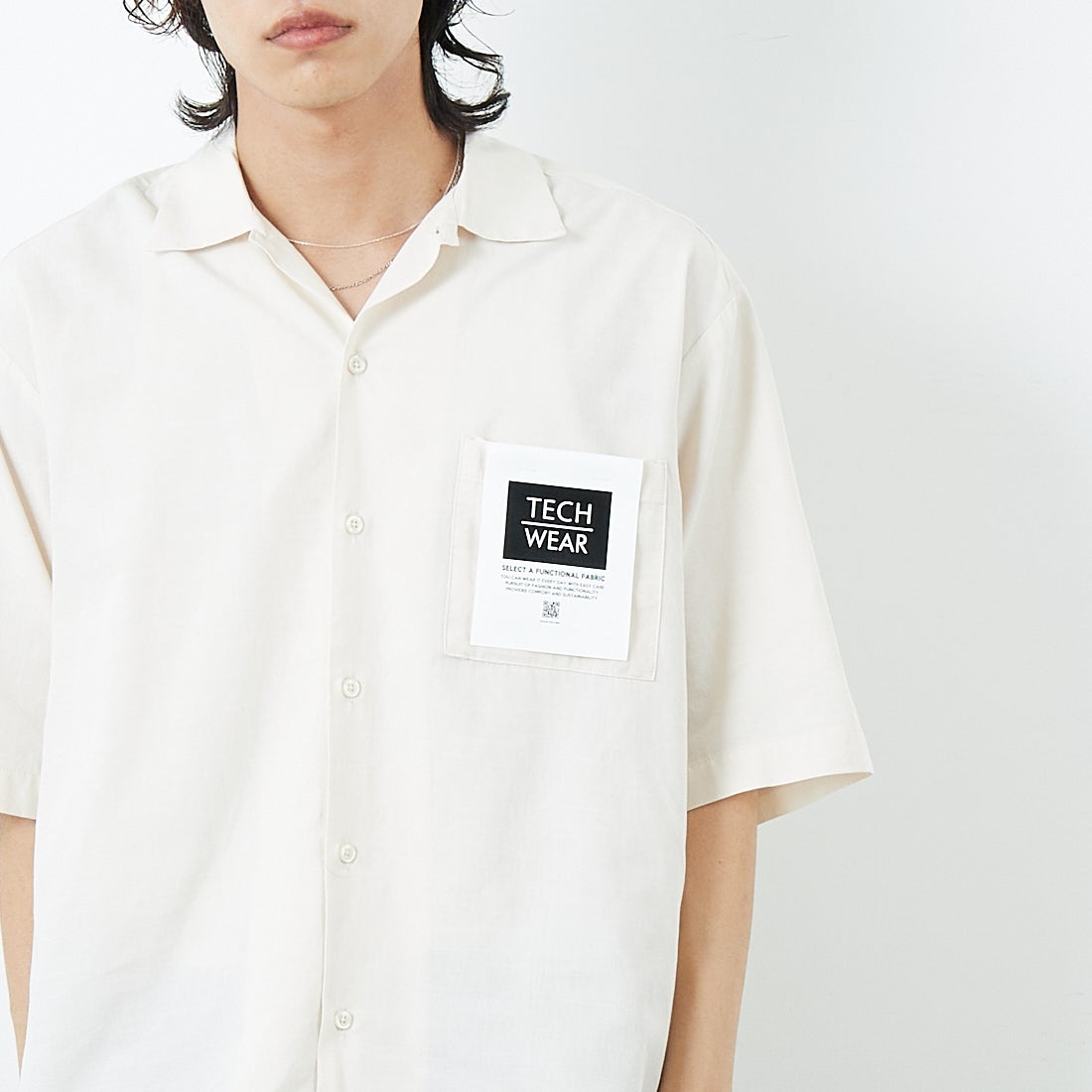 Jeans Factory Clothes [ジーンズファクトリークローズ] テックリネンワンナップカラーシャツ [EPC-53100] 1 IVORY &&モデル身長：179cm 着用サイズ：M&&