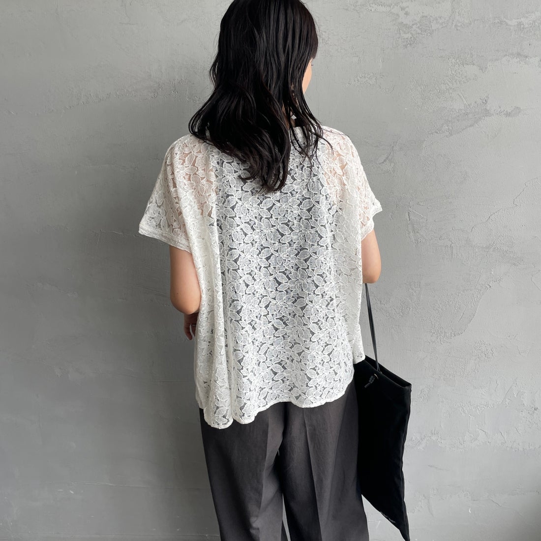 soil [ソイル] チュールレースフレンチスリーブスモック [NSL25052] 9000 WHT &&モデル身長：160cm 着用サイズ：1&&