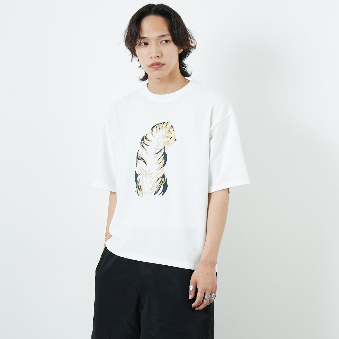 33Degrees [サーティースリーディグリーズ] 梨地刺繍Tシャツ [25140JF