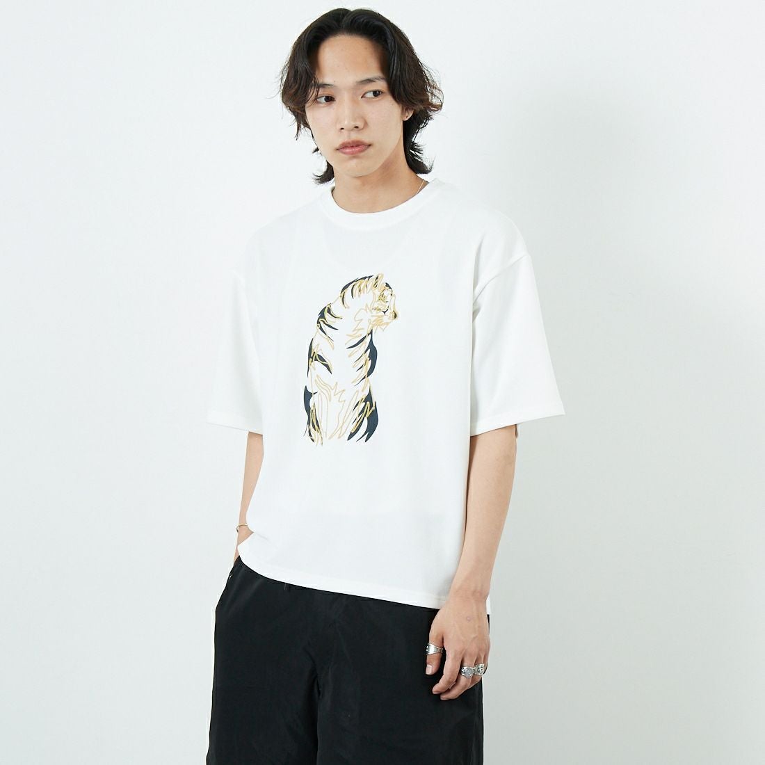 C WHTﾄﾗ&&モデル身長：179cm 着用サイズ：M&&