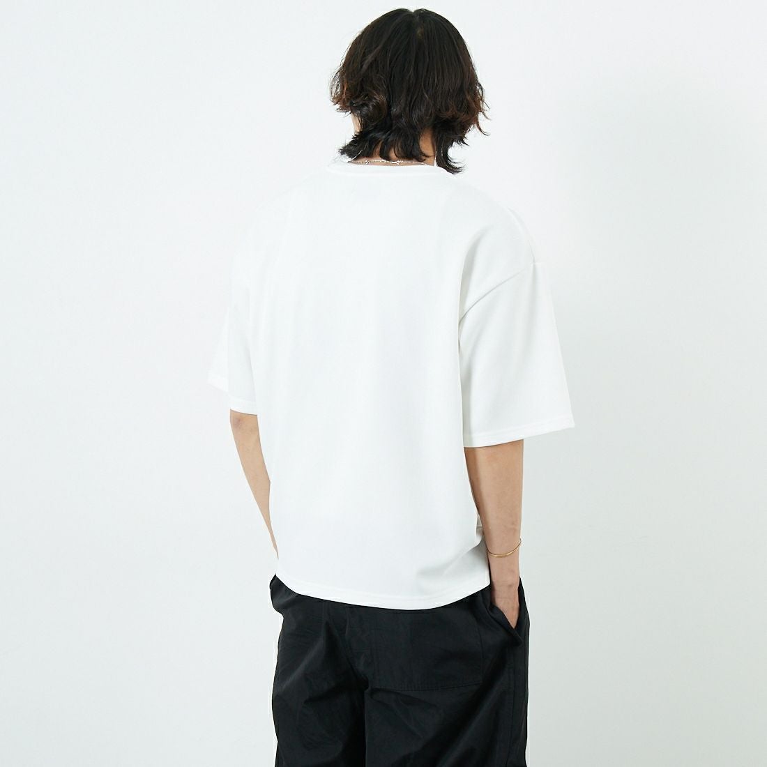 33Degrees [サーティースリーディグリーズ] 梨地刺繍Tシャツ [25140JF] C WHTﾄﾗ &&モデル身長：179cm 着用サイズ：M&&