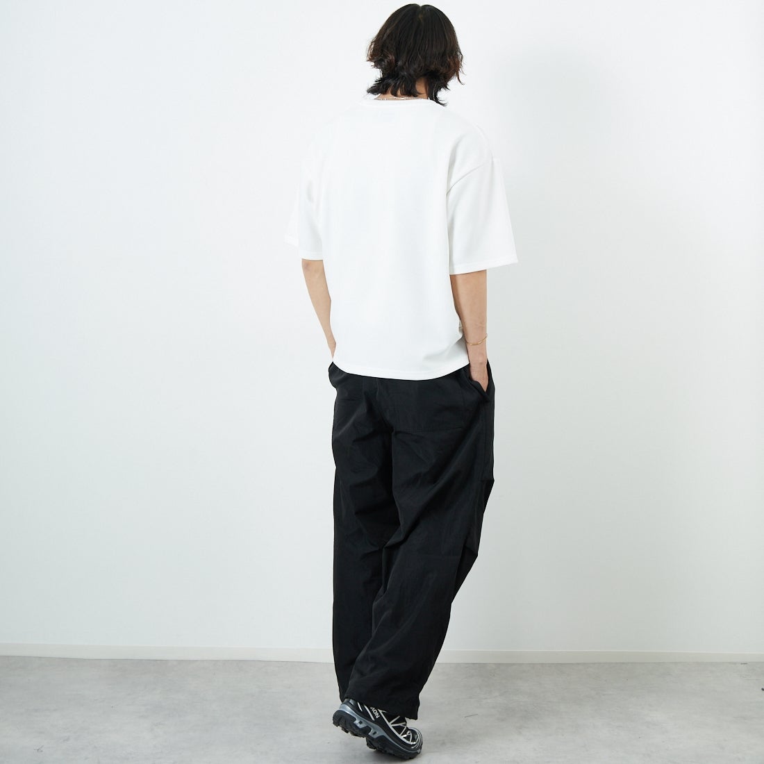 33Degrees [サーティースリーディグリーズ] 梨地刺繍Tシャツ [25140JF] C WHTﾄﾗ &&モデル身長：179cm 着用サイズ：M&&