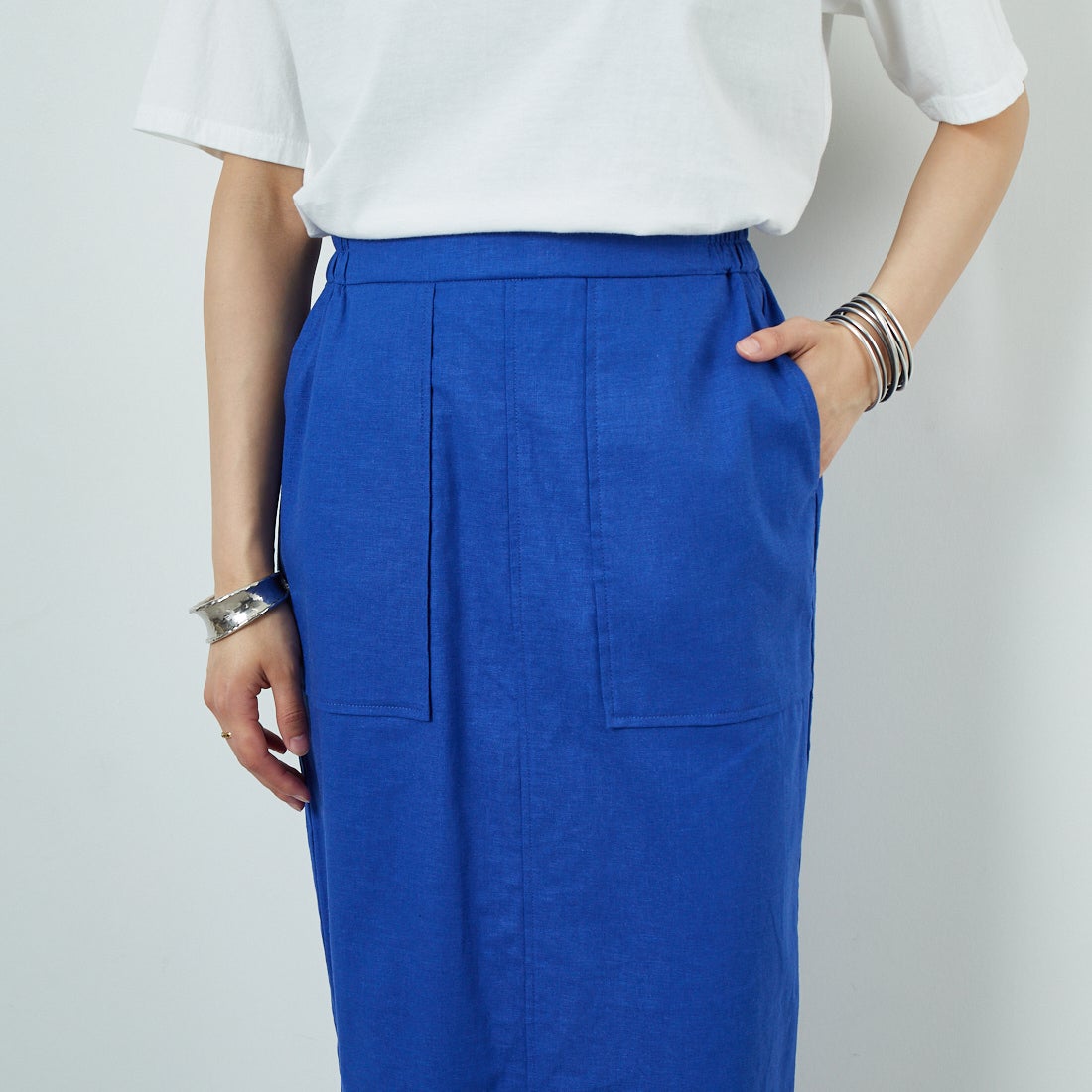 CLOCHE [クロシェ] ストレッチリネンタイトスカート [51286527] ﾌﾞﾙｰ &&モデル身長：160cm 着用サイズ：2&&