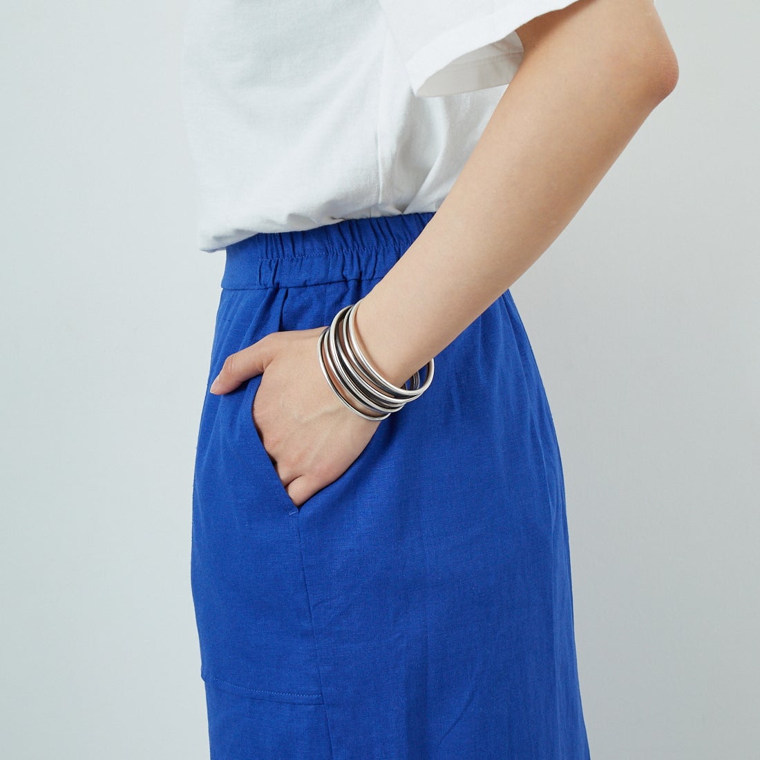 CLOCHE [クロシェ] ストレッチリネンタイトスカート [51286527] ﾌﾞﾙｰ &&モデル身長：160cm 着用サイズ：2&&