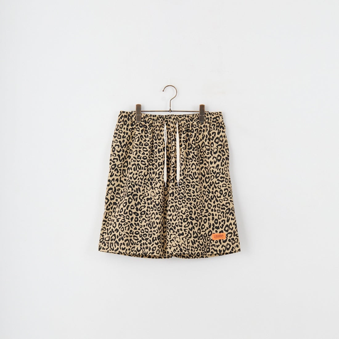 UNIVERSAL OVERALL [ユニバーサルオーバーオール] 別注 シェフショートパンツ [U2511657IN-JF] LEOPARD BE