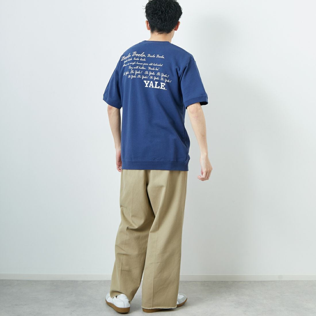 YALE [イェール] 別注 YALEロゴ バックプリントスウェットTシャツ [YA-02-JF] NAVY &&モデル身長：168cm 着用サイズ：M&&