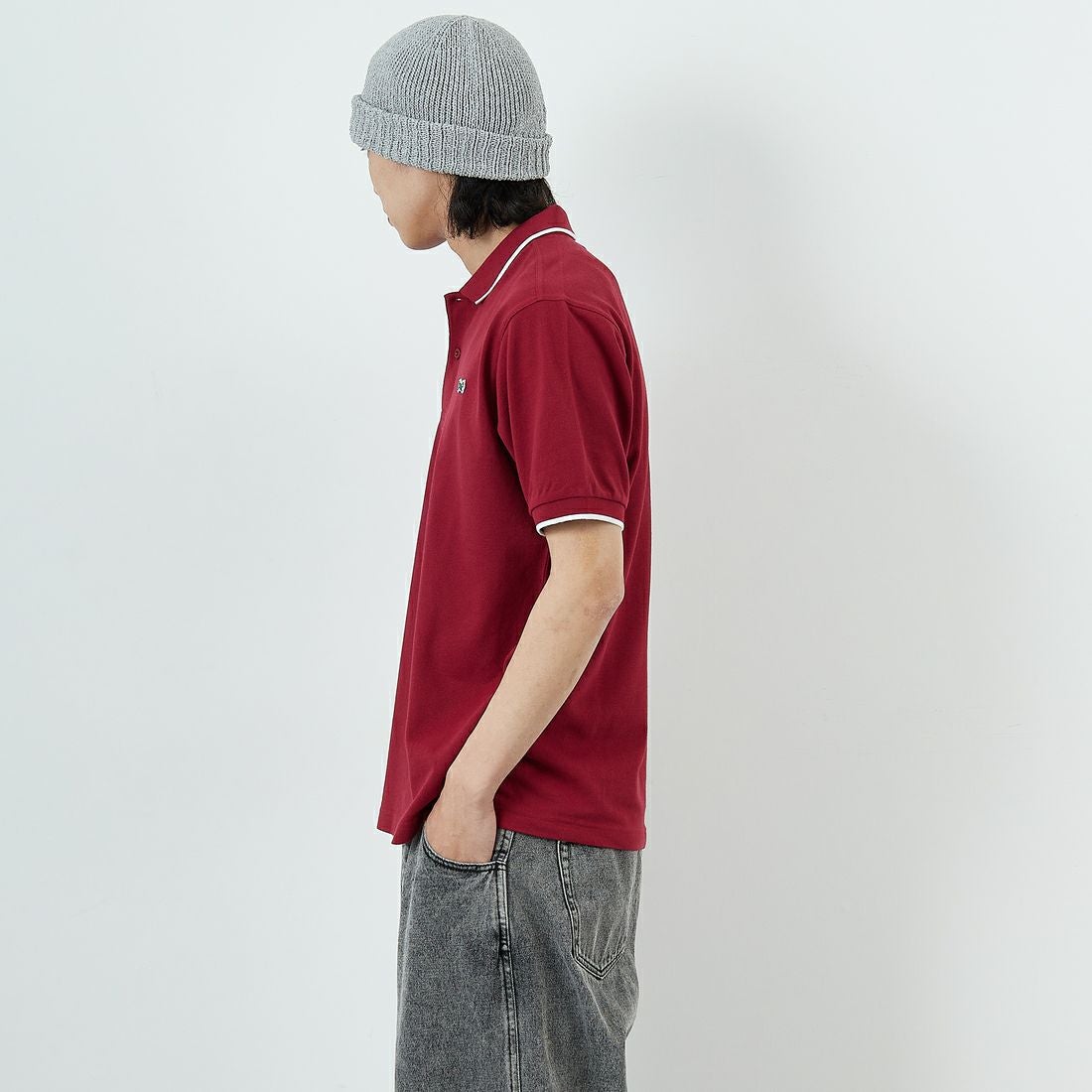 THE FOX [ザフォックス] 別注 ワンポイントロゴ ティップラインポロシャツ [JFU25SS-09-JF] BUR/WHT &&モデル身長：179cm 着用サイズ：XL&&