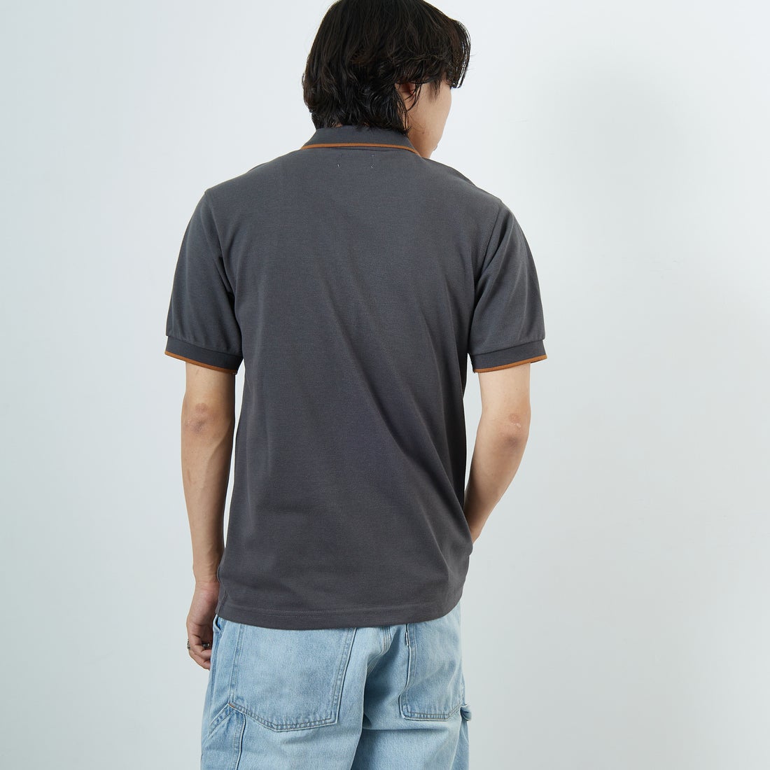 THE FOX [ザフォックス] 別注 ワンポイントロゴ ティップラインポロシャツ [JFU25SS-09-JF] CHAR/CAM &&モデル身長：179cm 着用サイズ：L&&