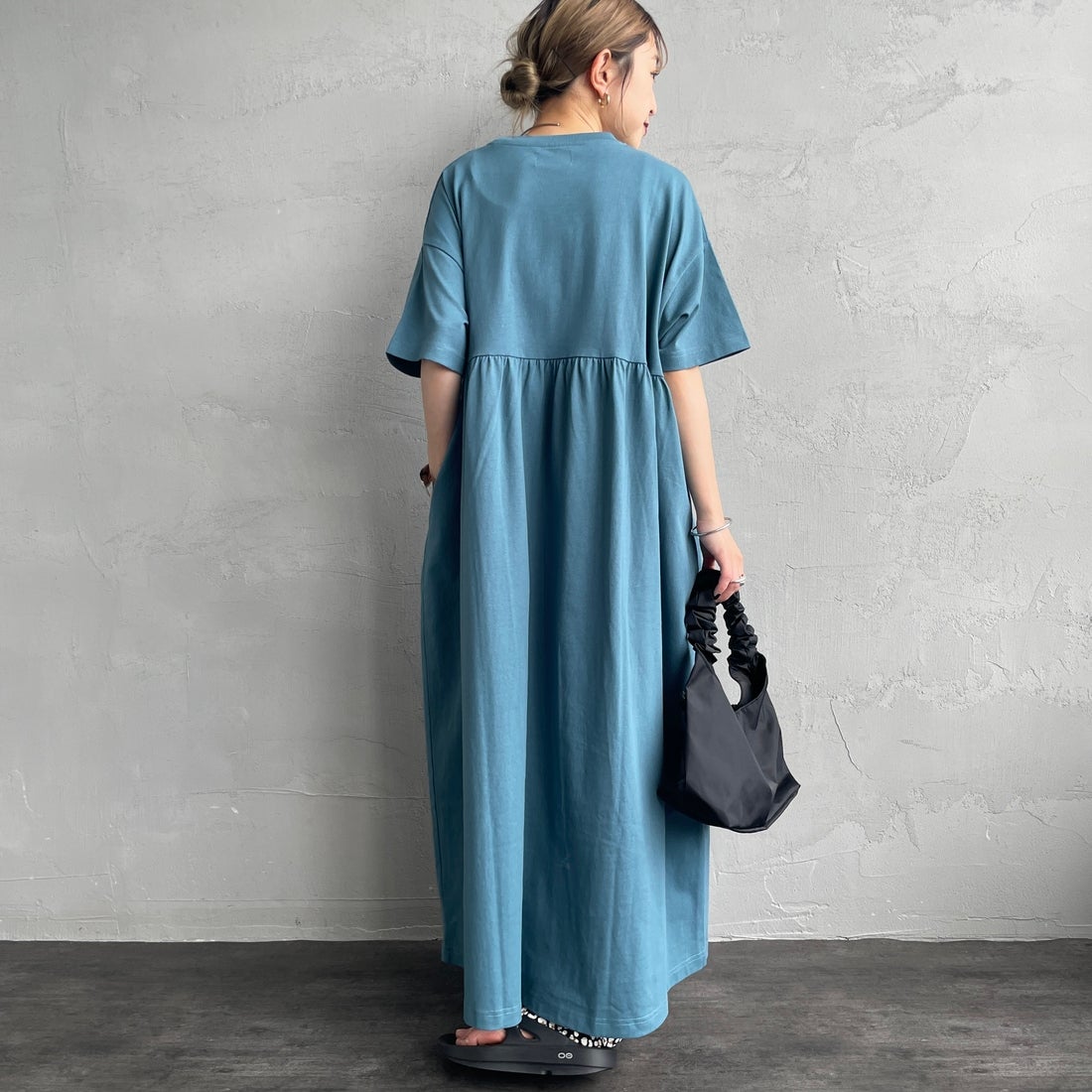 THE FOX [ザフォックス] 別注 ウエスト切替 マキシ丈ギャザーワンピース [JFL25SS-07-JF] ﾌﾞﾙｰ &&モデル身長：150cm 着用サイズ：S&&