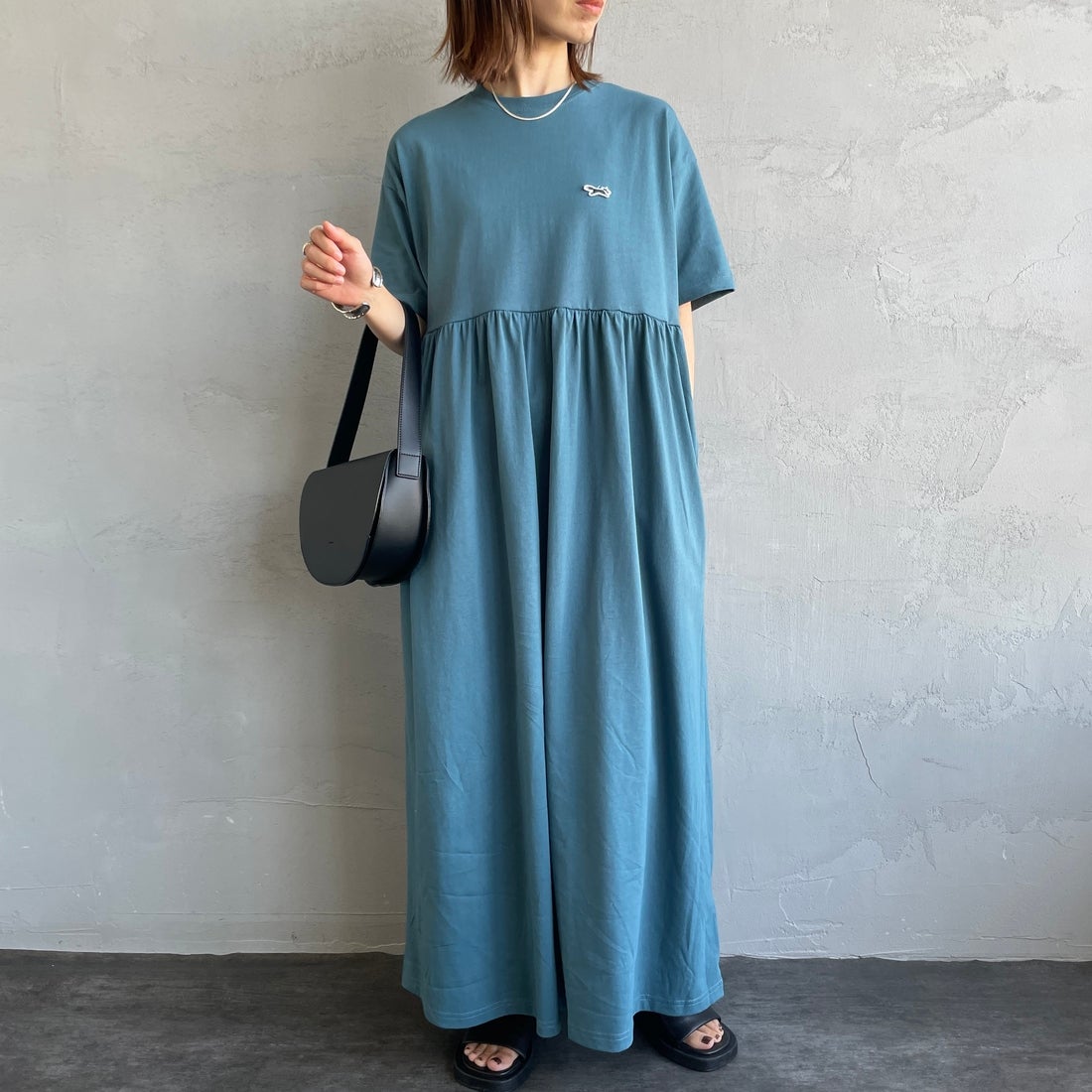 THE FOX [ザフォックス] 別注 ウエスト切替 マキシ丈ギャザーワンピース [JFL25SS-07-JF] ﾌﾞﾙｰ &&モデル身長：158cm 着用サイズ：M&&