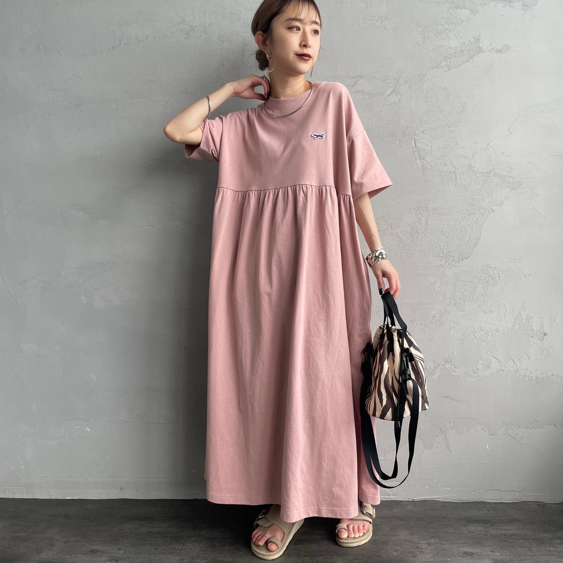 THE FOX [ザフォックス] 別注 ウエスト切替 マキシ丈ギャザーワンピース [JFL25SS-07-JF] ﾋﾟﾝｸ &&モデル身長：150cm 着用サイズ：S&&