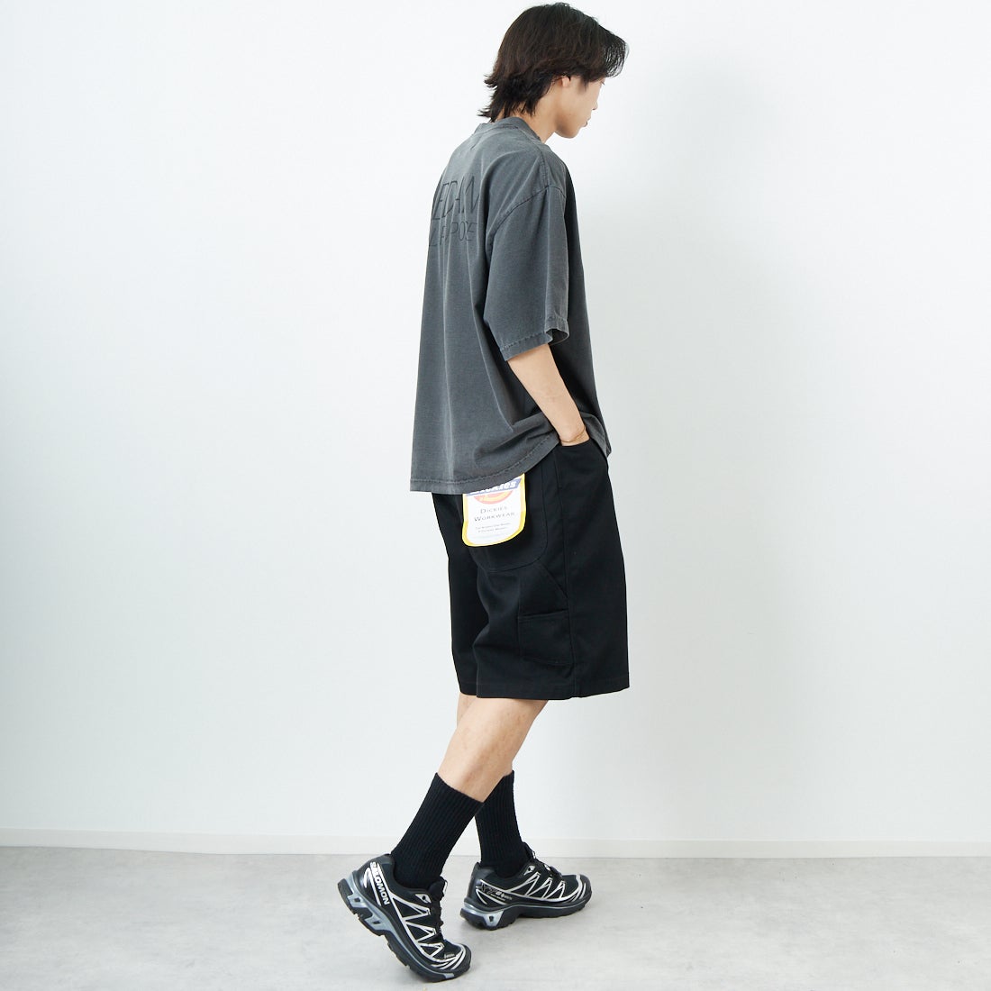 SEDAN ALL-PURPOSE [セダン オールパーパス] ガーメントダイショートスリーブTシャツ [SD25S-CT09] CHARCOAL &&モデル身長：179cm 着用サイズ：M&&