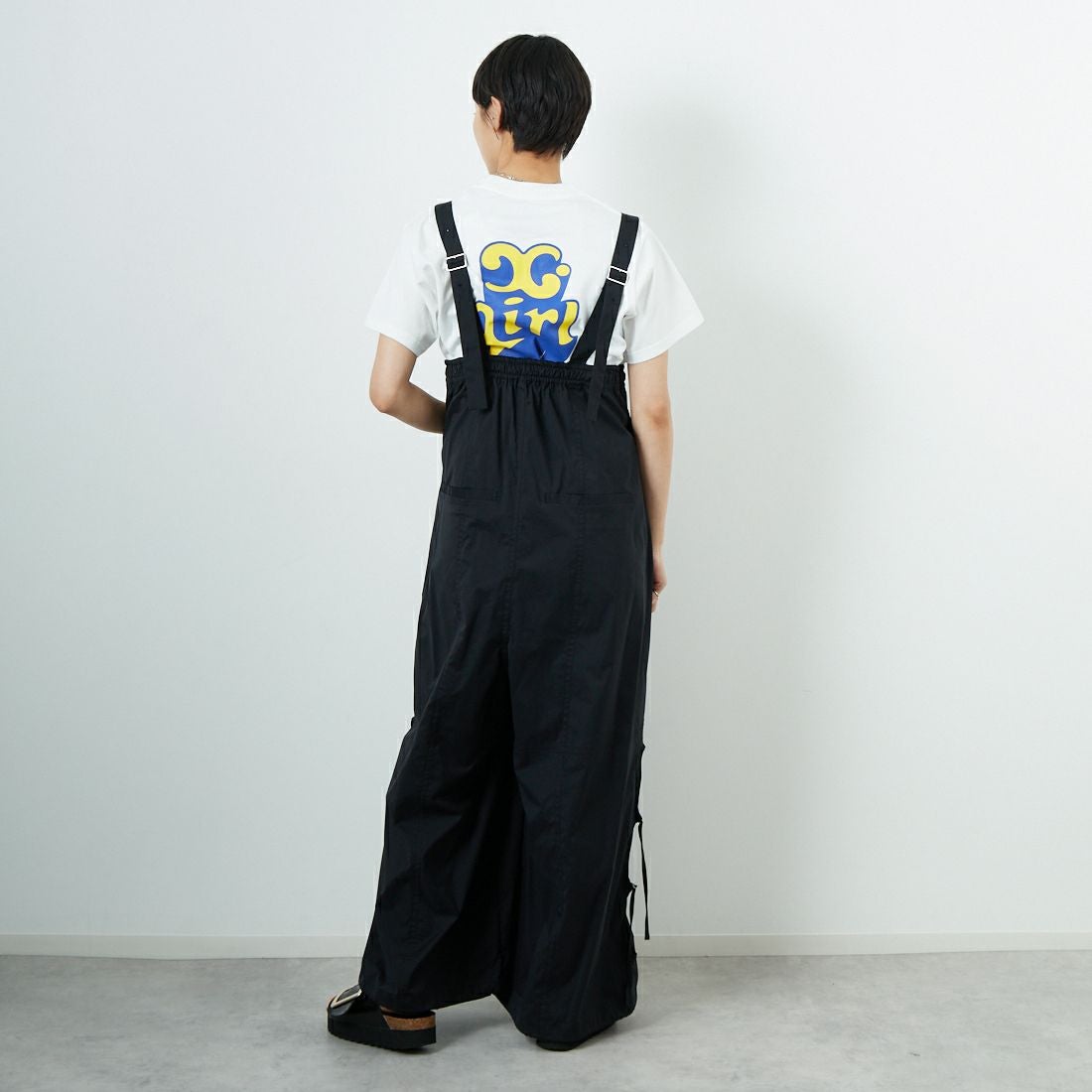 MAISON SPECIAL [メゾンスペシャル] 2WAYサスペンダーパラシュートパンツ [21251265808] BLK &&モデル身長：160cm 着用サイズ：36&&