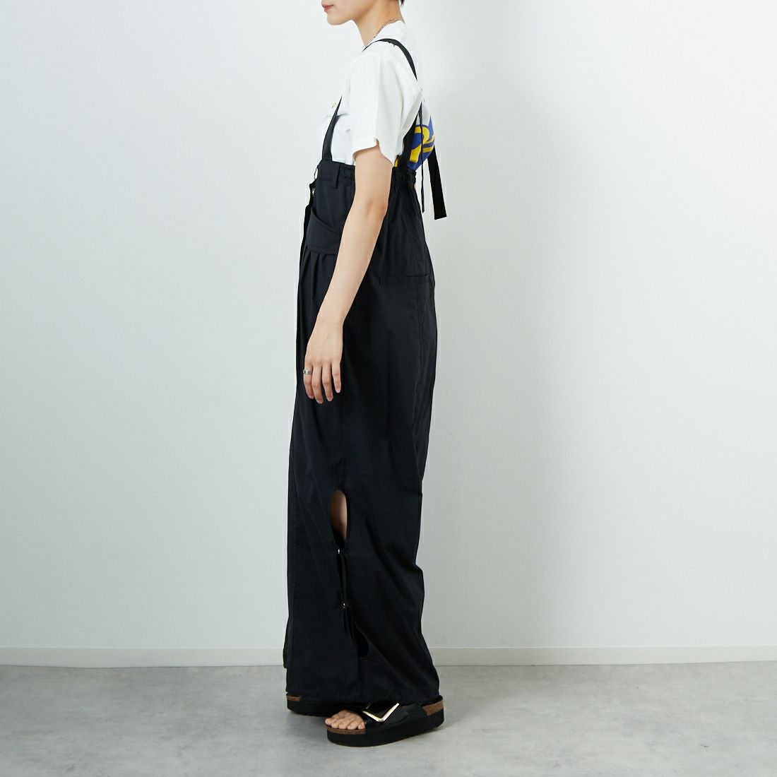 MAISON SPECIAL [メゾンスペシャル] 2WAYサスペンダーパラシュートパンツ [21251265808] BLK &&モデル身長：160cm 着用サイズ：36&&