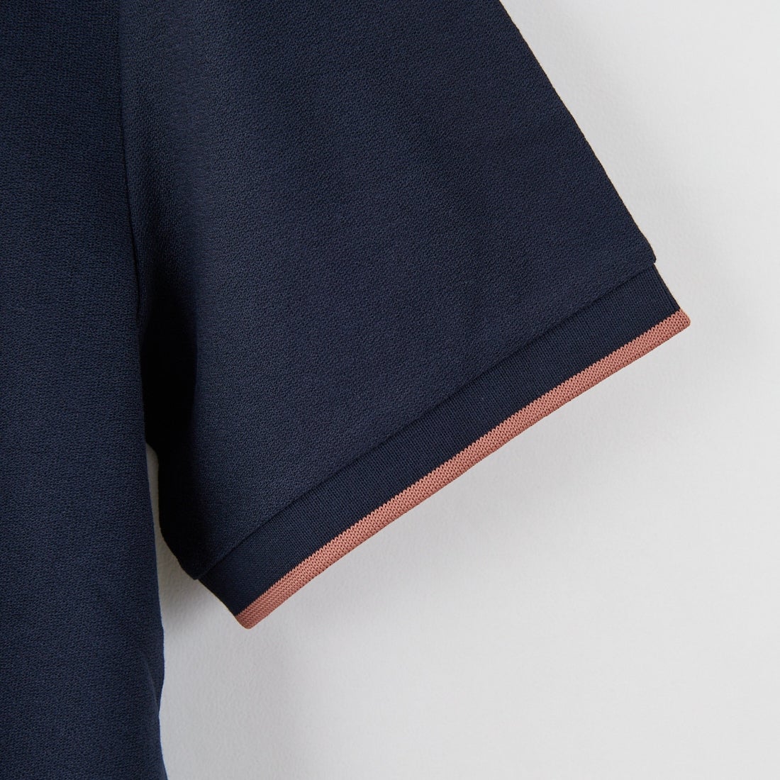 FRED PERRY [フレッドペリー] ティップライン ワンポイントロゴ刺繍クレープピケTシャツ [M8585] 795 NAVY