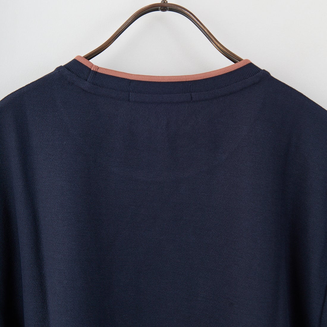 FRED PERRY [フレッドペリー] ティップライン ワンポイントロゴ刺繍クレープピケTシャツ [M8585] 795 NAVY