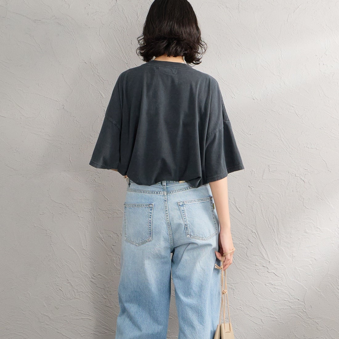 REMI RELIEF [レミレリーフ] 別注 SP加工ビッグプリントTシャツ THUNDER [RN28369284-JF] BLACK &&モデル身長：160cm 着用サイズ：F&&