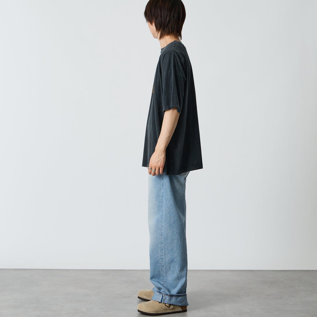 REMI RELIEF [レミレリーフ] 別注 SP加工ビッグプリントTシャツ LEOPARDS [RN28369290-JF] BLACK &&モデル身長：177cm 着用サイズ：M&&