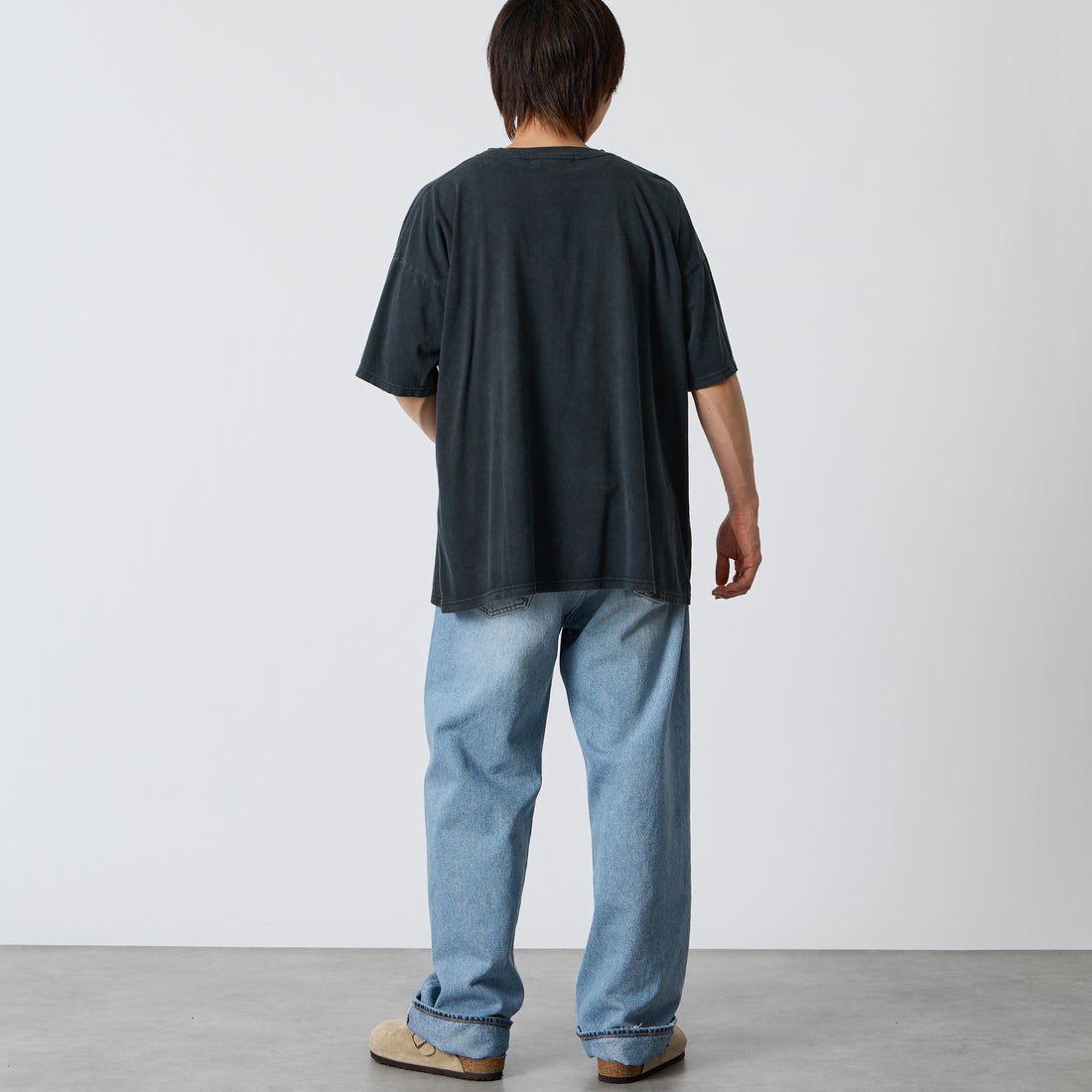 REMI RELIEF [レミレリーフ] 別注 SP加工ビッグプリントTシャツ LEOPARDS [RN28369290-JF] BLACK &&モデル身長：177cm 着用サイズ：M&&