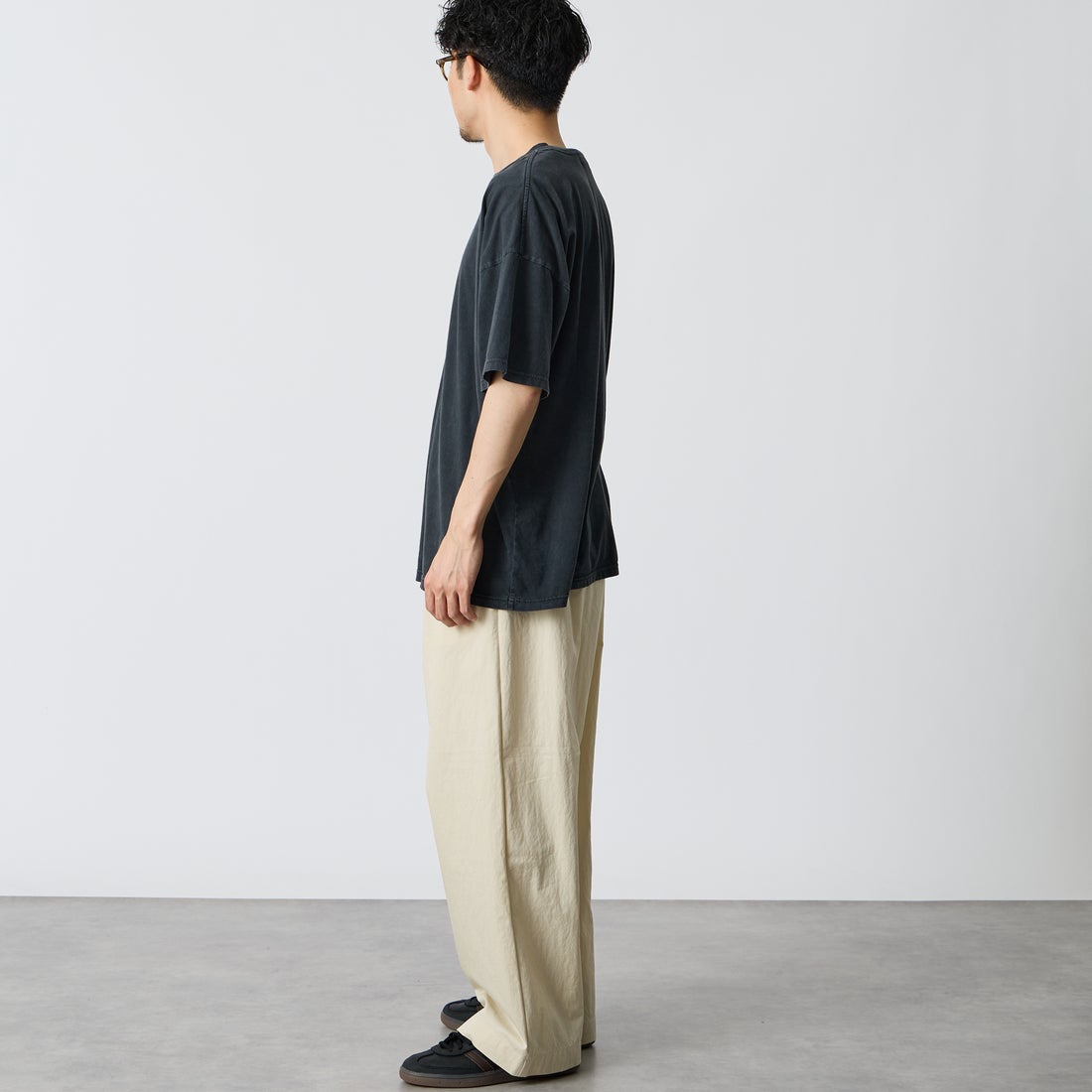 REMI RELIEF [レミレリーフ] 別注 SP加工ビッグプリントTシャツ HIMAGINE [RN28369291-JF] BLACK &&モデル身長：168cm 着用サイズ：S&&