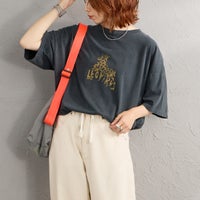 REMI RELIEF [レミレリーフ] 別注 SP加工ビッグプリントTシャツ LEOPARDS [RN28369290-JF] BLACK &&モデル身長：158cm 着用サイズ：F&&