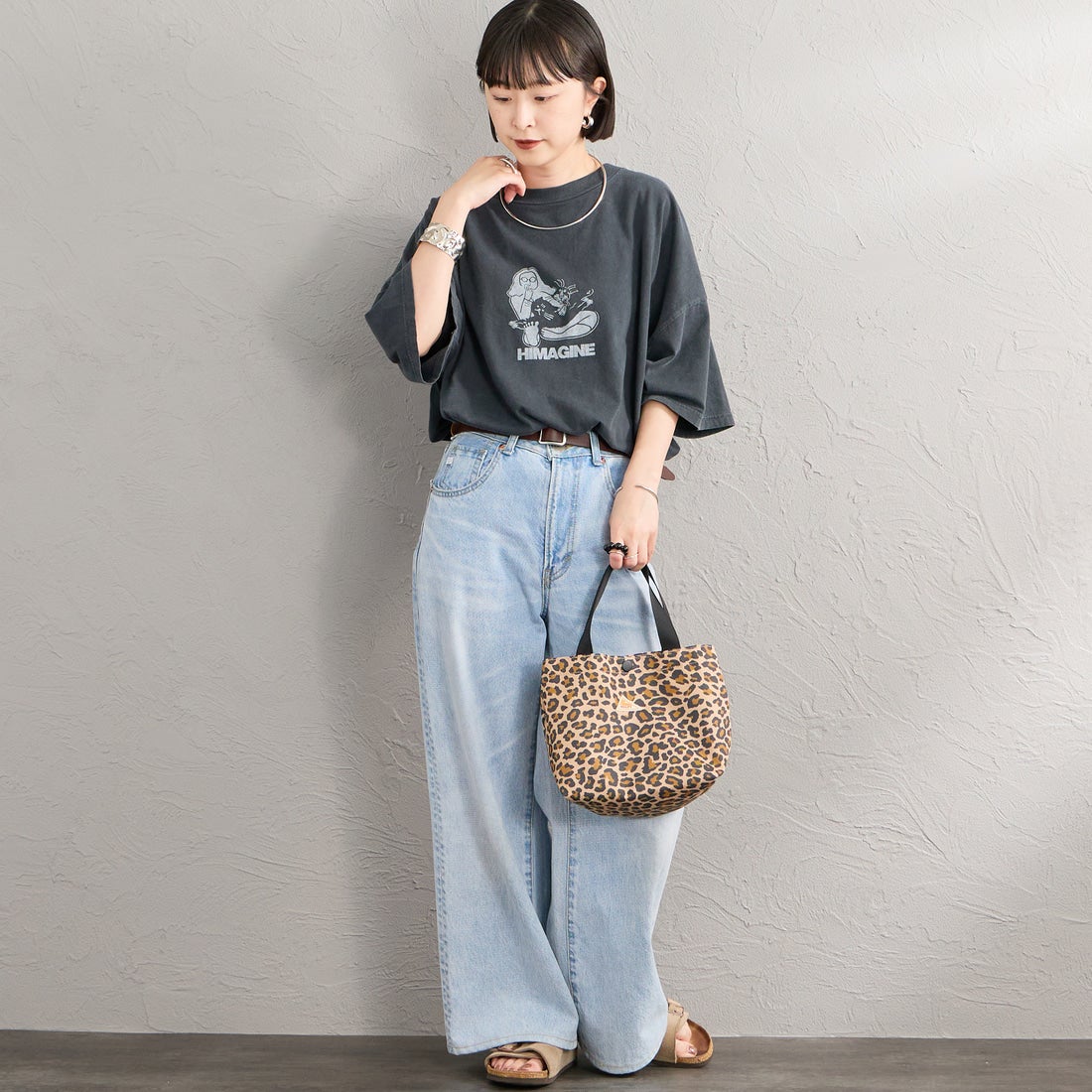 REMI RELIEF [レミレリーフ] 別注 SP加工ビッグプリントTシャツ HIMAGINE [RN28369291-JF] BLACK &&モデル身長：150cm 着用サイズ：F&&