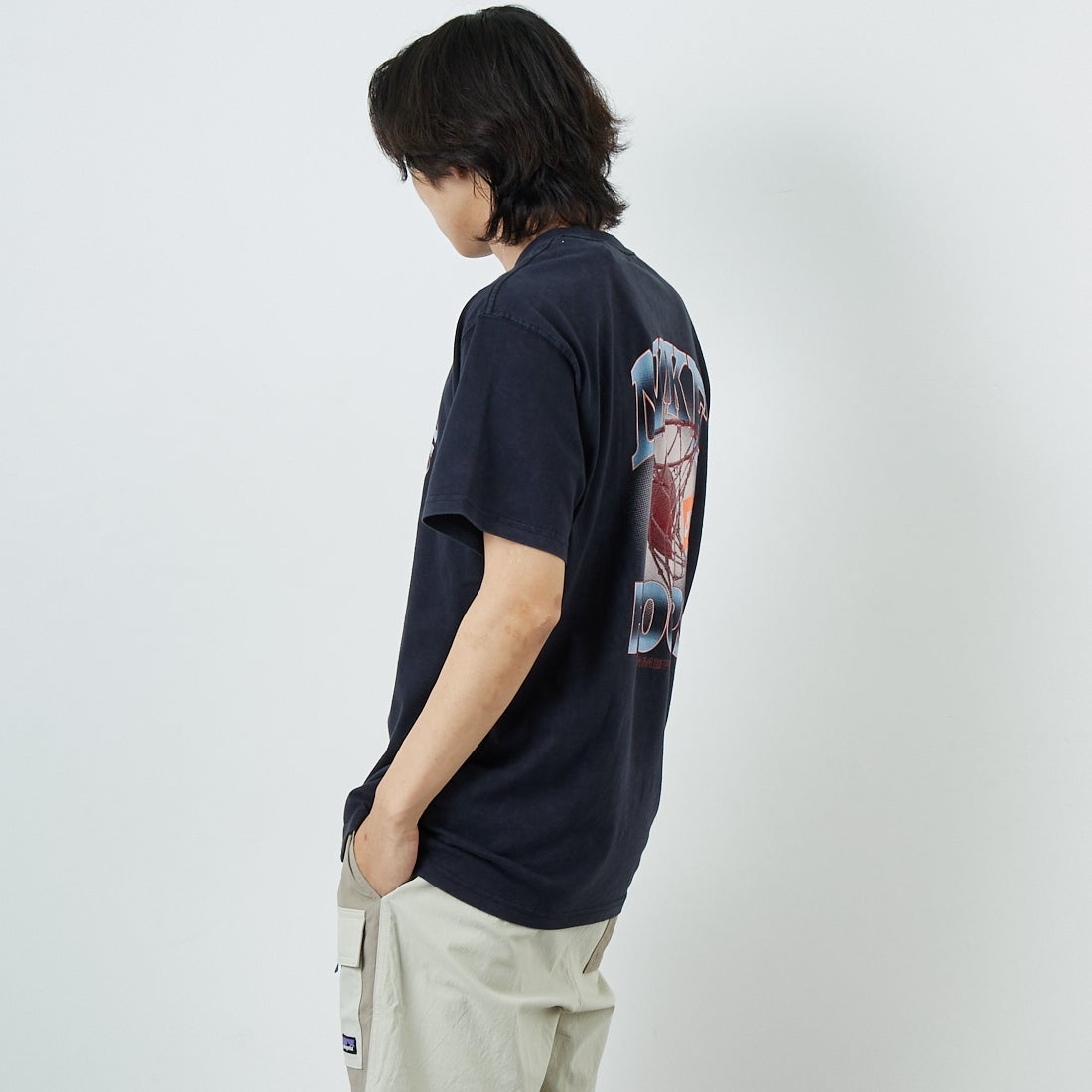 NIKE [ナイキ] マックス90 バスケットボールTシャツ [HJ3437] 010 BLACK 010 BLACK&&モデル身長：180cm 着用サイズL：L&&