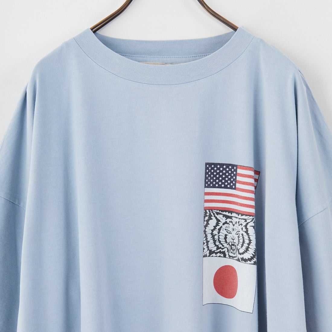 REMI RELIEF [レミレリーフ] 別注 ビッグプリントTシャツ WORLD TOUR88 [RN28369309-JF] SAX