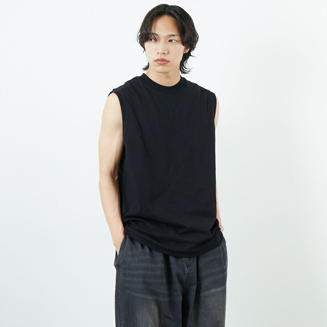 700 BLACK&&モデル身長：179cm 着用サイズ：1&&